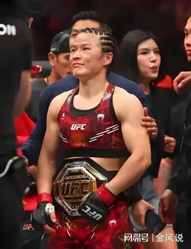 实至名归！张伟丽获世界综合格斗最佳女子选手奖(图4)