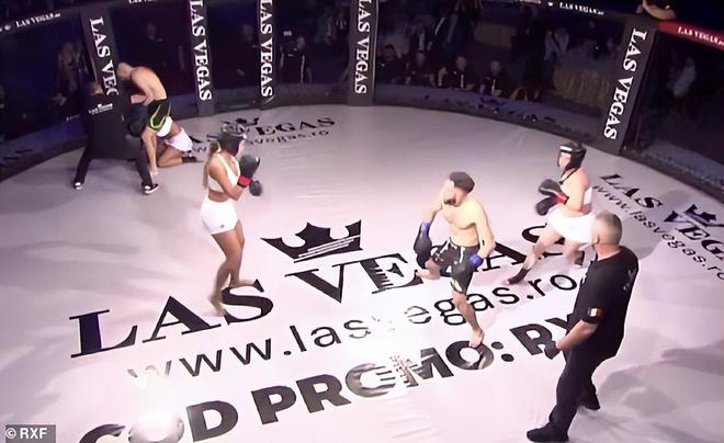 比UFC、WWE还劲爆MMA跨性别决斗引争议两男大战三女(图8)