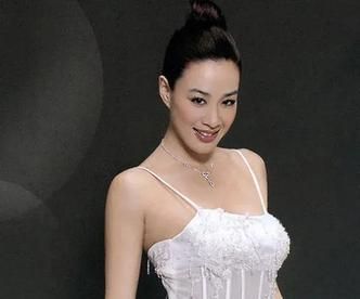 张伟丽出圈的意义在于让我们认识了UFC也是暴力美学