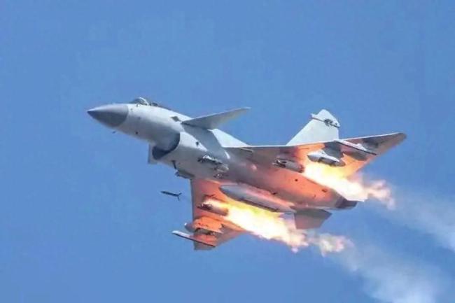 央视透视印巴空战 歼-10CE大放异彩(图1)