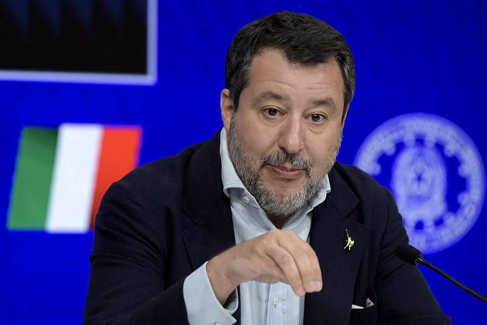 “让马克龙去乌克兰战斗吧”意大利副总理言论惹法国不满