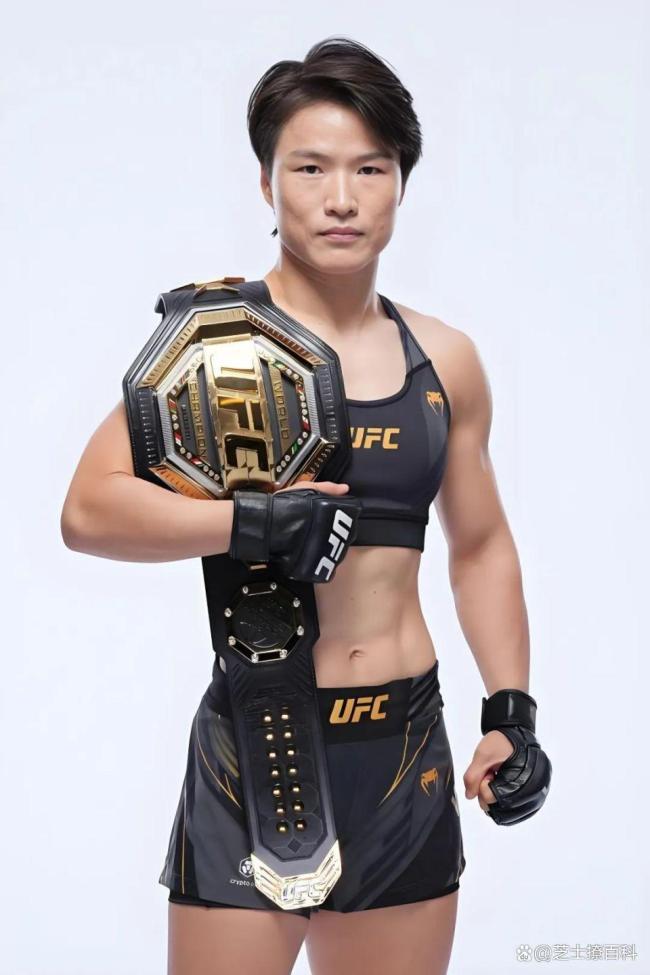 舍甫琴科vs张伟丽女子格斗世纪之战(图2) 舍甫琴科vs张伟丽女子格斗世纪之战(图2)