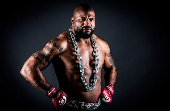 前UFC冠军自曝：直播8个月收入碾压格斗20年