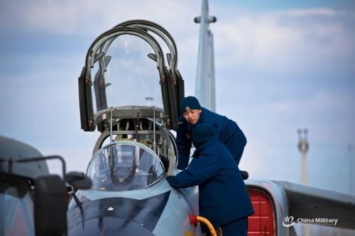 歼轰-7A型战斗轰炸机要说再见了吗？(图6)