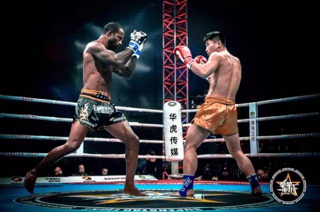 2025年中国拳手国际赛场上的五大震撼KO胜利